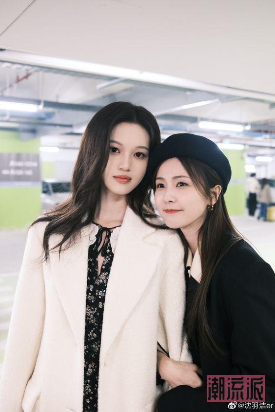 身高不够穿搭来凑！5个小个子女孩「显高+腿长」的穿搭法则，轻松穿出名模感！