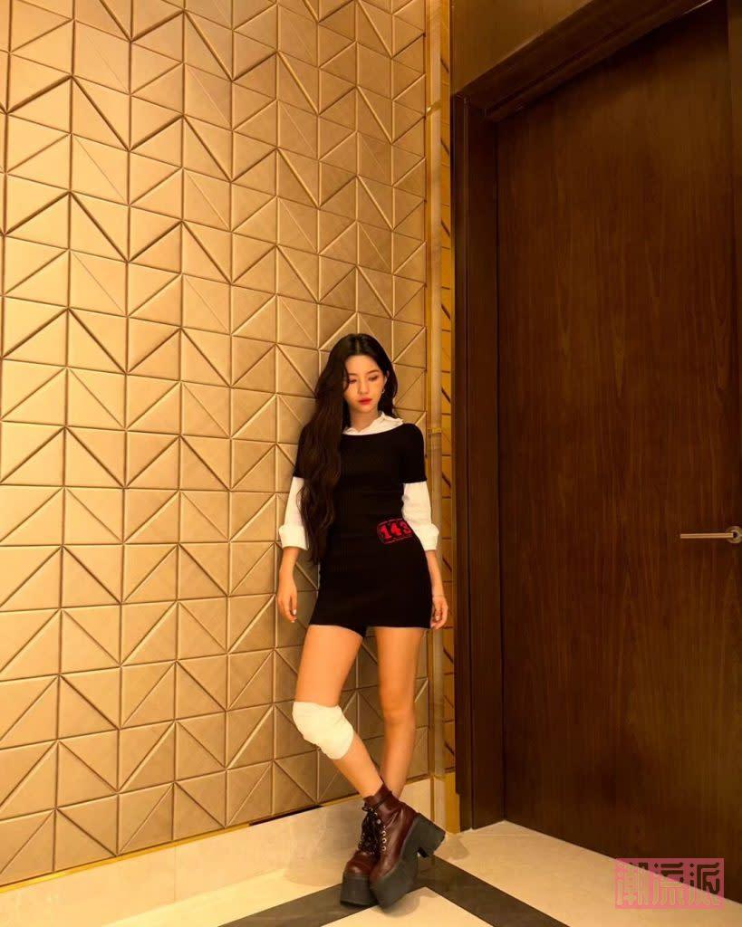 穿上增高鞋直接增高（圖片來源：IG@tiny.pretty.j）